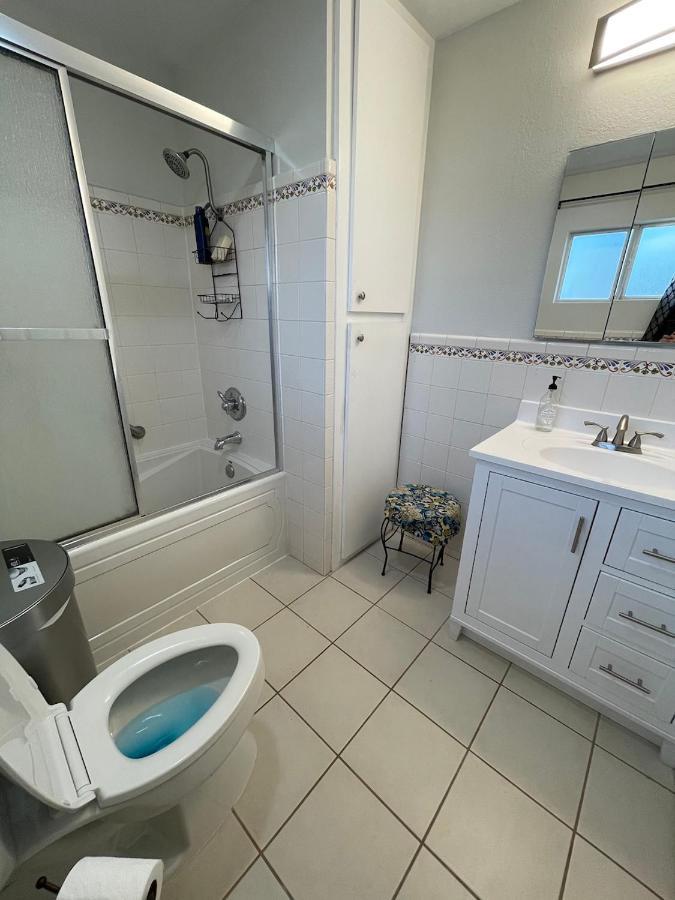 Private Room In Los Angeles With Wifi, Tv, And View Of Hollywood Sign & Shared Kitchen Eksteriør billede