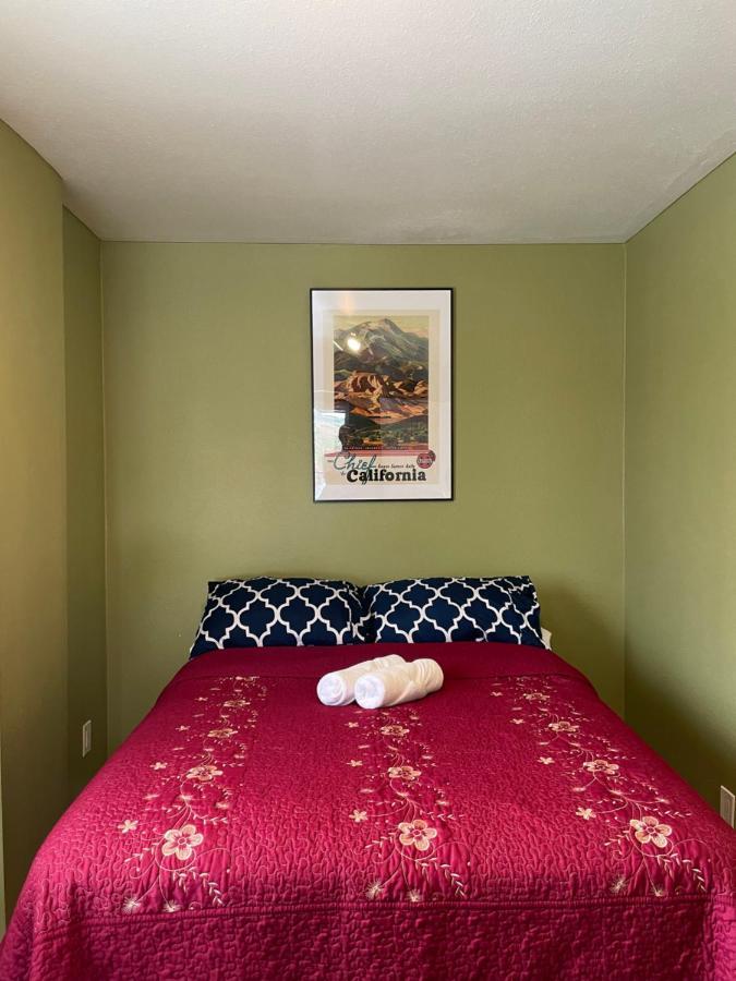 Private Room In Los Angeles With Wifi, Tv, And View Of Hollywood Sign & Shared Kitchen Eksteriør billede